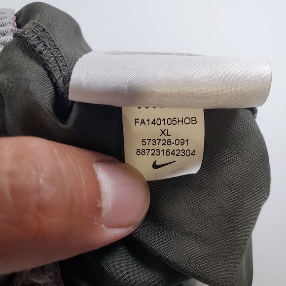 Nike Tempo Running Shorts Women Size XL Athletic Workout Gym Casual Lightweight - Picture 6 of 13